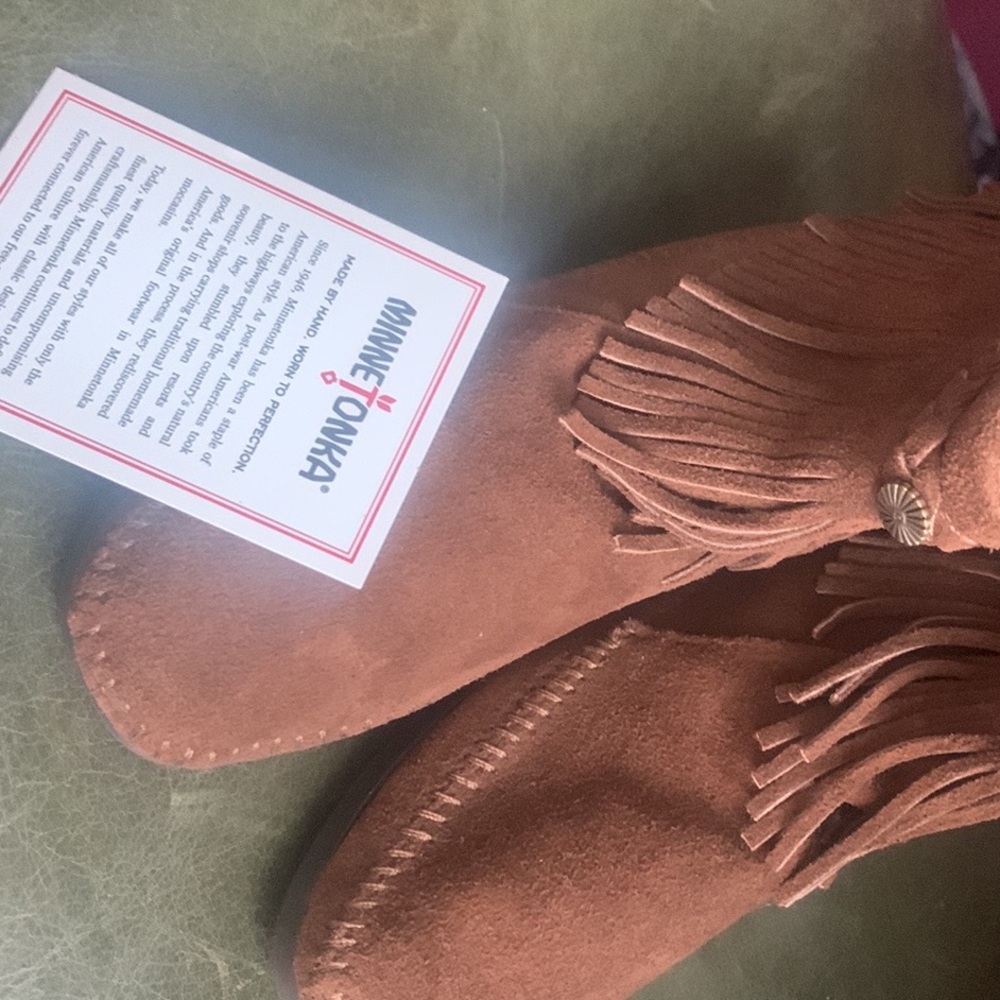 Worn once or twice nice light moccasin size 7